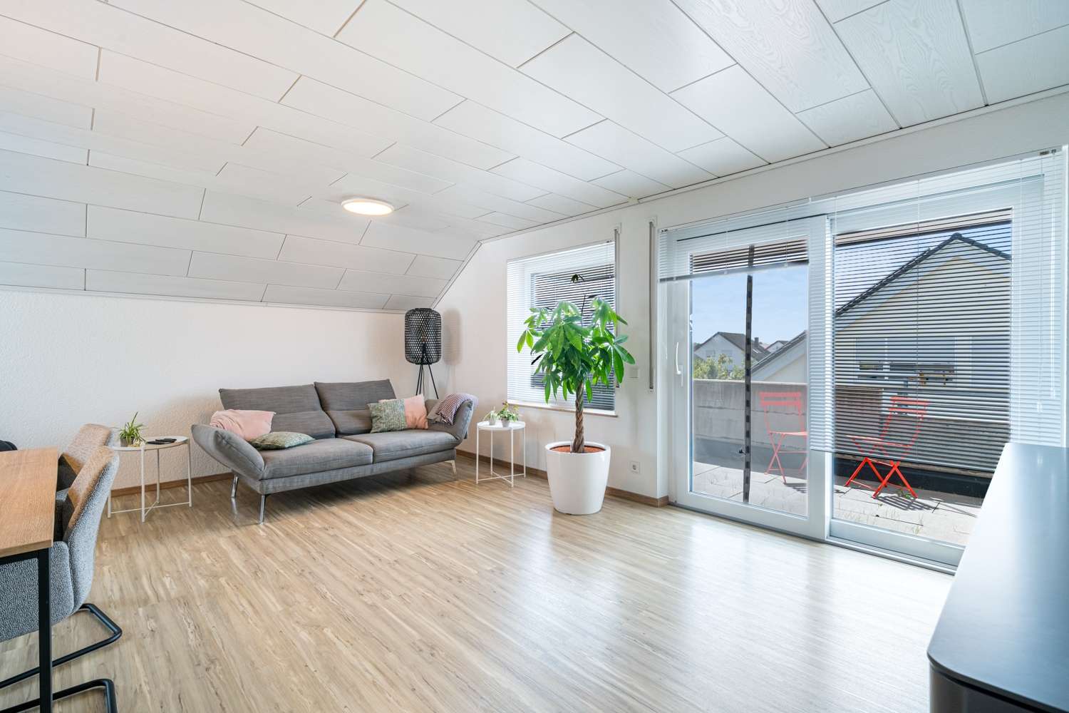 Charmant! Moderne und gut durchdachte 3,5-Zimmer-Mietwohnung mit zwei sonnenverwöhnten Balkonen